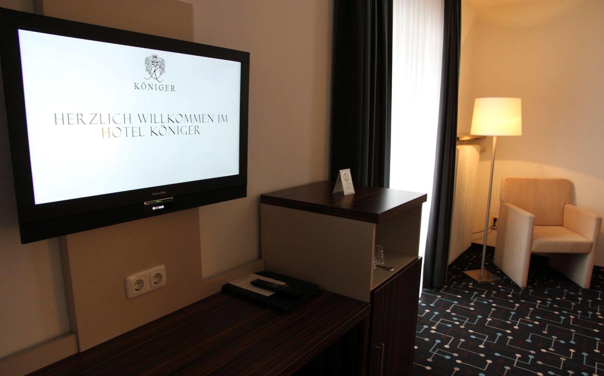 Hotel Koeniger Pliening Bagian luar foto